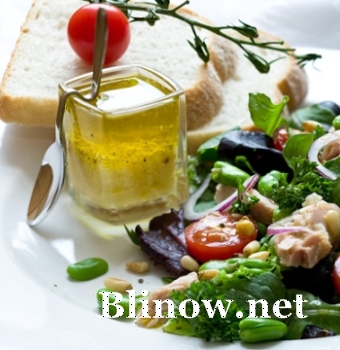 Итальянский новогодний салат с бобом и тунцом.
