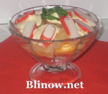 Пошаговый фото рецепт: Салат «Нежность» с крабовыми палочками и ананасами